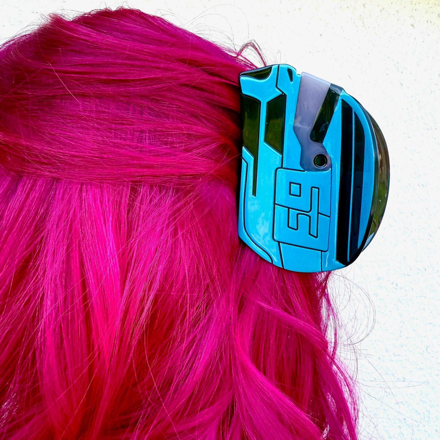 George Russell Helmet - Hair Clip/Claw